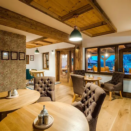 Oda ve Kahvaltı Baltic 4*
